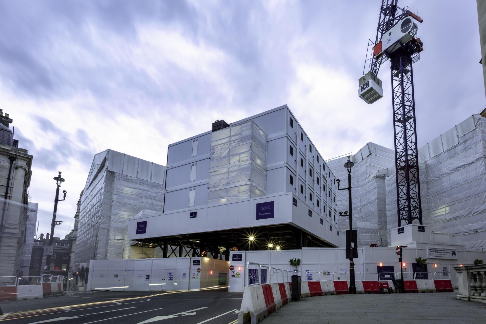 Portakabin installs Site Accommodation at the iconic Admiralty Arch ...
