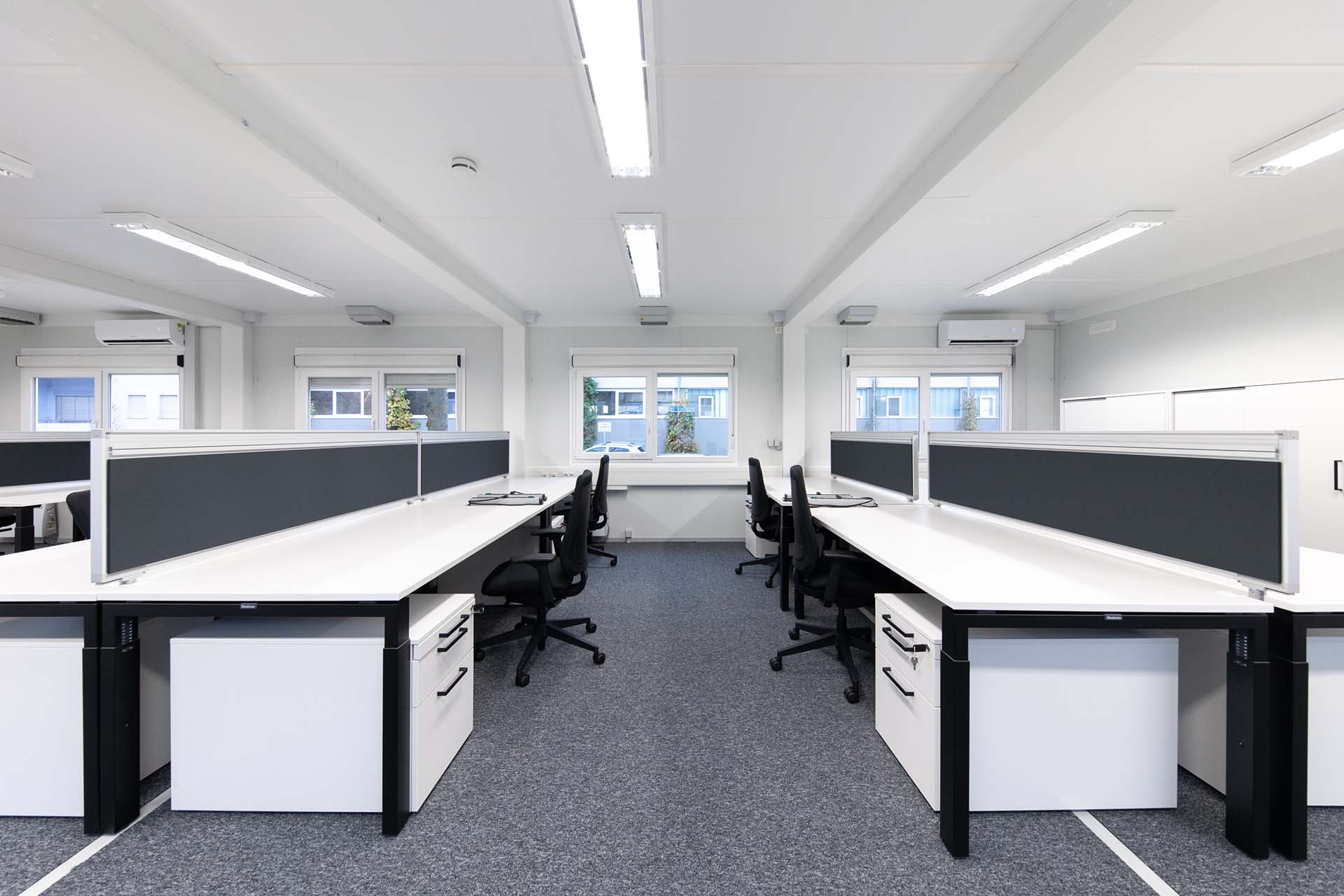 Endress + Hauser Conducta GmbH + Co. KG Portakabin®
