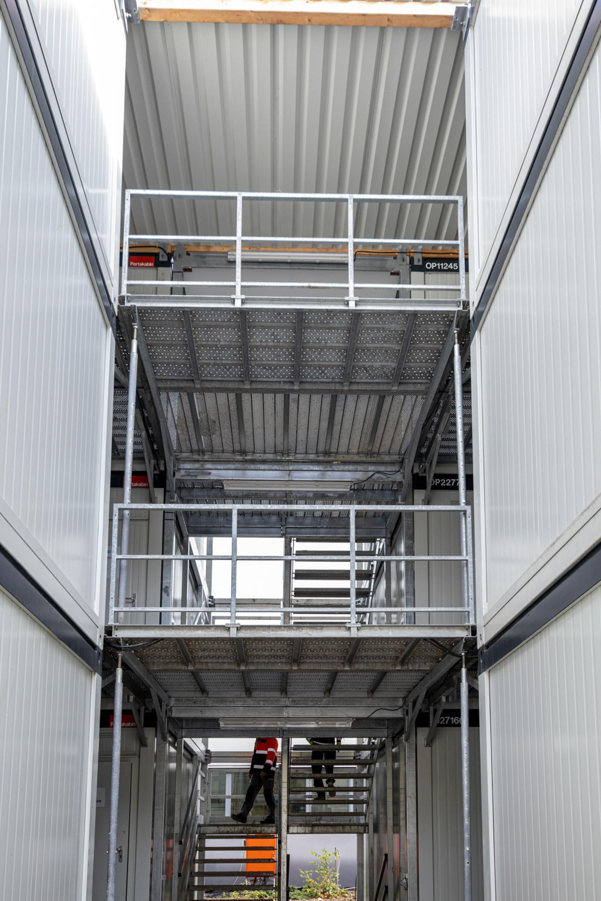 Neue oder gebrauche Baucontainer zum Mieten oder Kaufen | Portakabin®