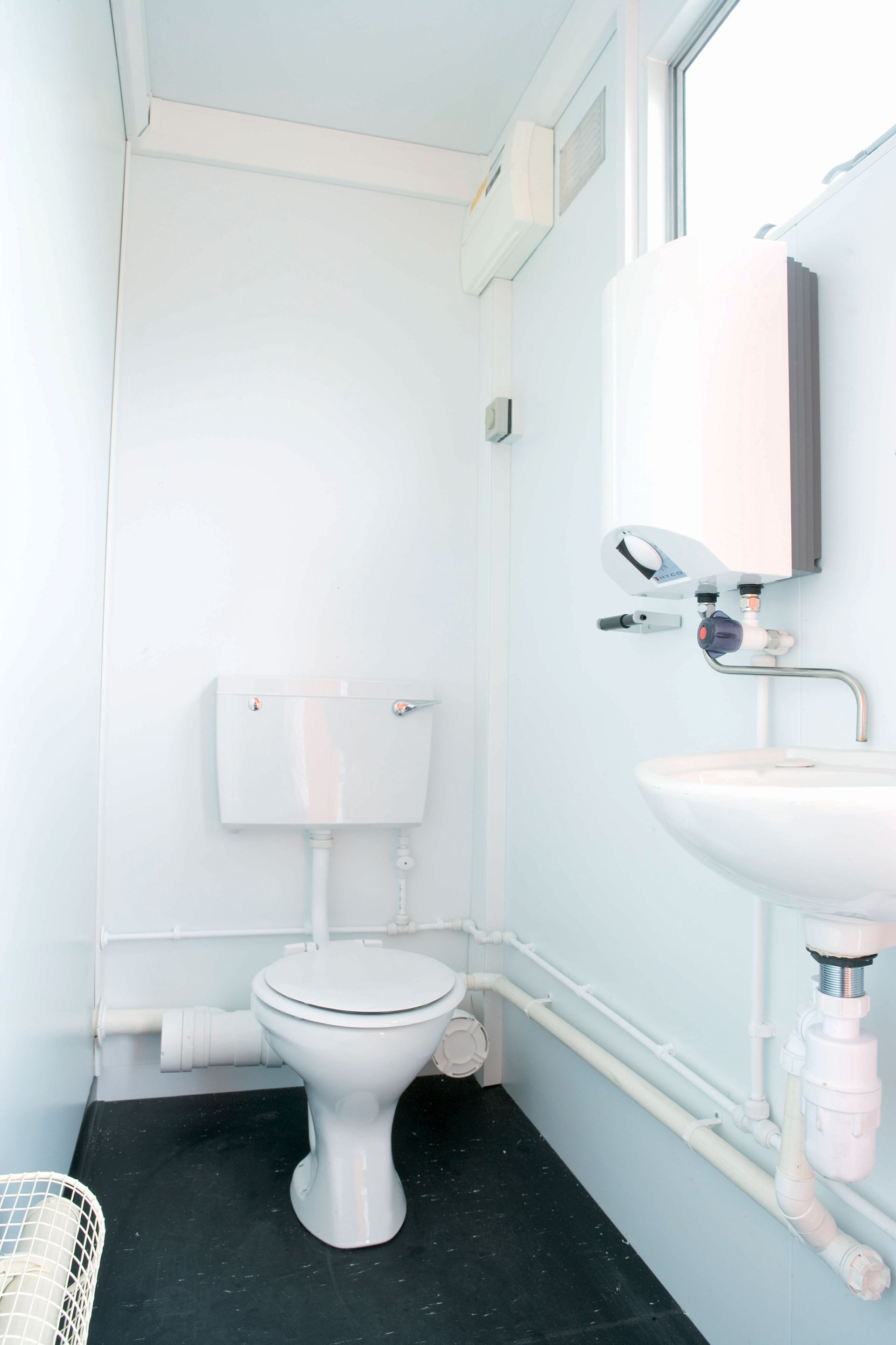 Toilets and Showers Portable Facilities Portakabin®