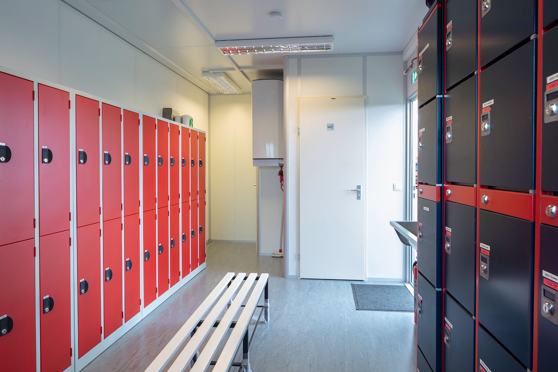 Modular Locker Rooms and Changing Rooms | Portakabin®