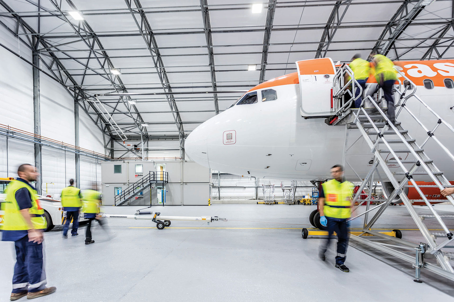 easyJet Office Case Study Portakabin®