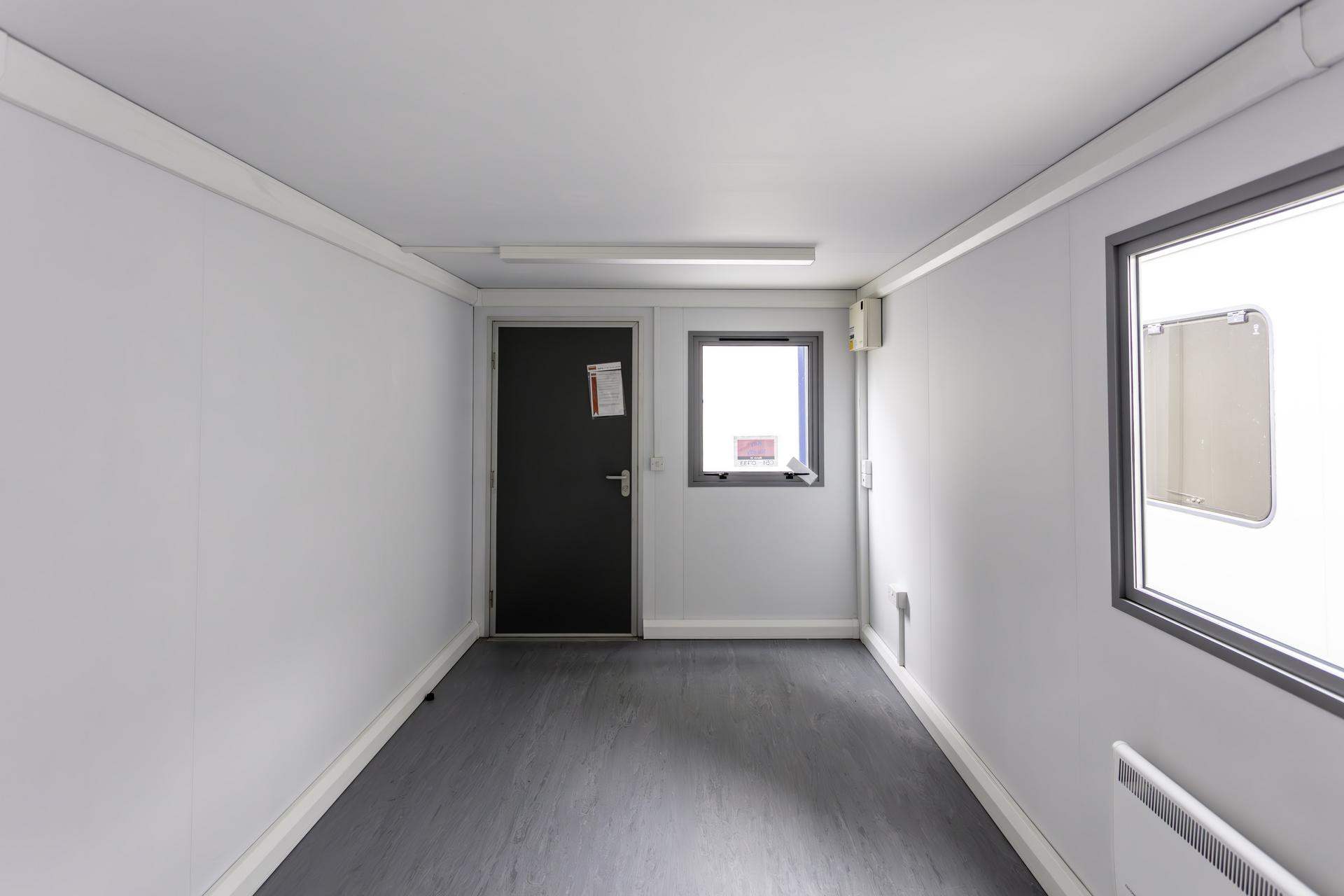 Internal Open Plan Cabin